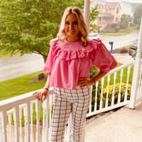 Sitter Profile Image: Alexis H.