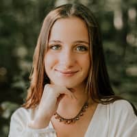 Sitter Profile Image: Grace G.