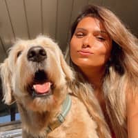 Sitter Profile Image: Alma A.