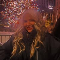 Sitter Profile Image: Jenna M.