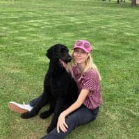 Sitter Profile Image: Joleen S.