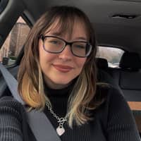 Sitter Profile Image: elyssa C.