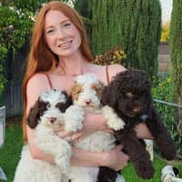 Sitter Profile Image: April S.