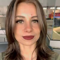 Sitter Profile Image: Lorena C.