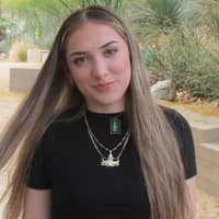 Sitter Profile Image: Alexa C.