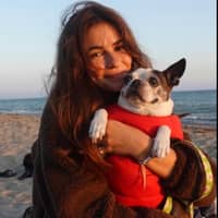 Sitter Profile Image: Isabel S.