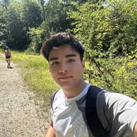 Photo de profil du pet sitter : Jhonatan B.