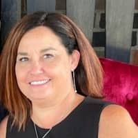 Sitter Profile Image: Laurie O.