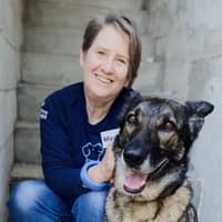 Trainer Profile Image: Maxine B.