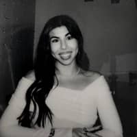 Sitter Profile Image: Nina W.