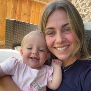 Sitter Profile Image: Erin I.