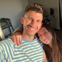 Sitter Profile Image: Eduardo & Irune R.