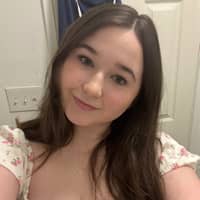 Sitter Profile Image: Amy R.