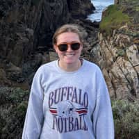 Sitter Profile Image: Kira H.