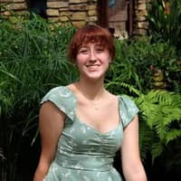 Sitter Profile Image: Isabelle E.