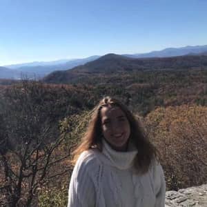 Sitter Profile Image: Maria B.