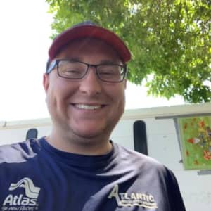 Sitter Profile Image: Aaron M.