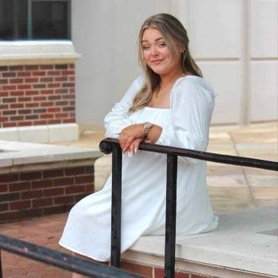 Sitter Profile Image: Lilly M.