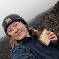 Sitter Profile Image: Valerie F.