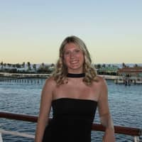 Sitter Profile Image: Mia M.