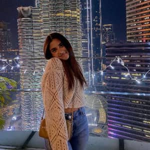 Sitter Profile Image: Lahna B.