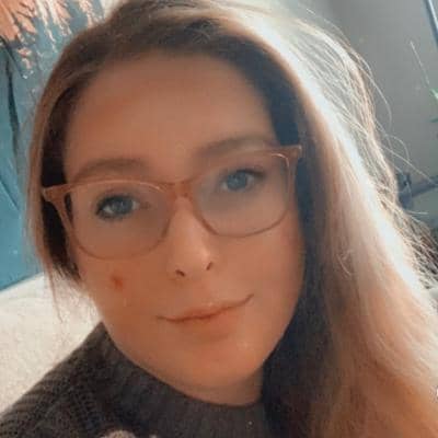Sitter Profile Image: Caira M.