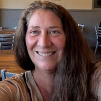 Sitter Profile Image: Elizabeth B.