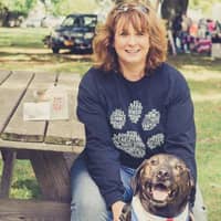 Sitter Profile Image: Gina W.