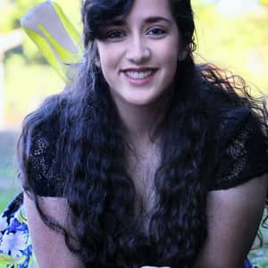 Arianna H.