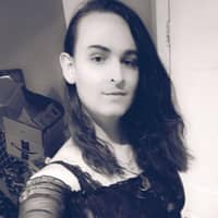 Sitter Profile Image: Luna L.