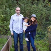 Sitter Profile Image: Robyn A.