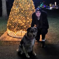 Sitter Profile Image: Robyn E.