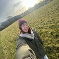 Sitter Profile Image: Lily S.