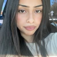 Sitter Profile Image: Abigail C.