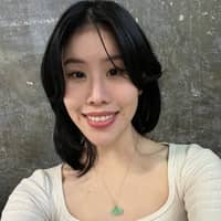 Sitter Profile Image: carolyn h.