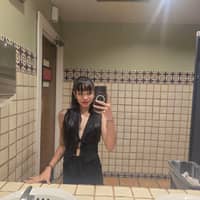 Sitter Profile Image: Andrea L.