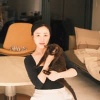 Sitter Profile Image: Shiyin T.