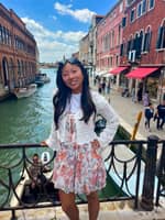 Sitter Profile Image: Luciana H.