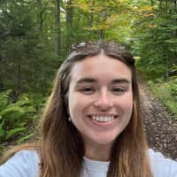 Sitter Profile Image: Olivia V.