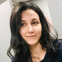 Sitter Profile Image: Christine L.