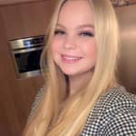 Sitter Profile Image: Luna v.