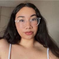 Sitter Profile Image: Angela M.