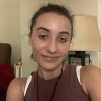 Sitter Profile Image: Emily S.