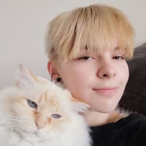 Sitter Profile Image: Léo M.