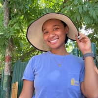 Sitter Profile Image: Rose S.