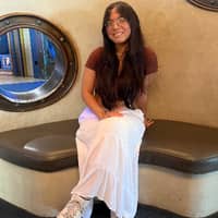 Sitter Profile Image: Angelina C.