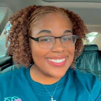 Sitter Profile Image: Alonna D.