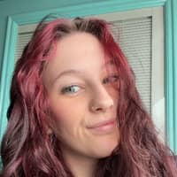 Sitter Profile Image: Nevaeh J.