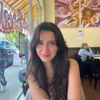 Sitter Profile Image: Maya R.