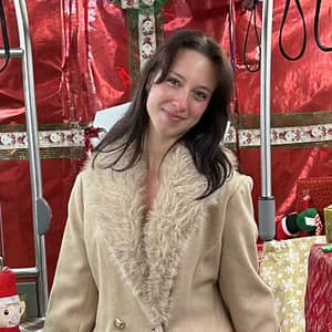 Sitter Profile Image: Alyssa I.